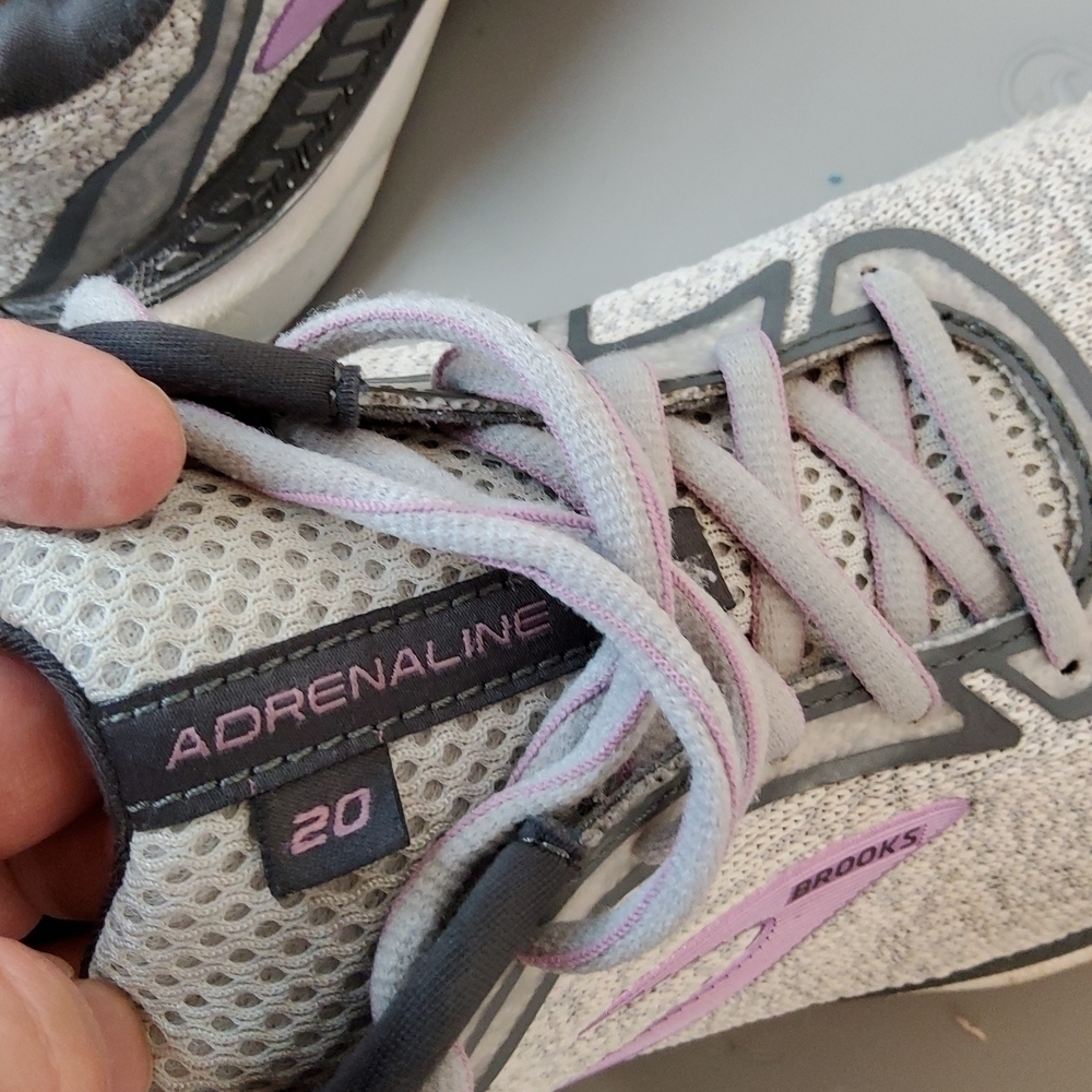 𝅺BROOKS adrenaline GTS women's size 8.5 good condition - Picture 4 of 7